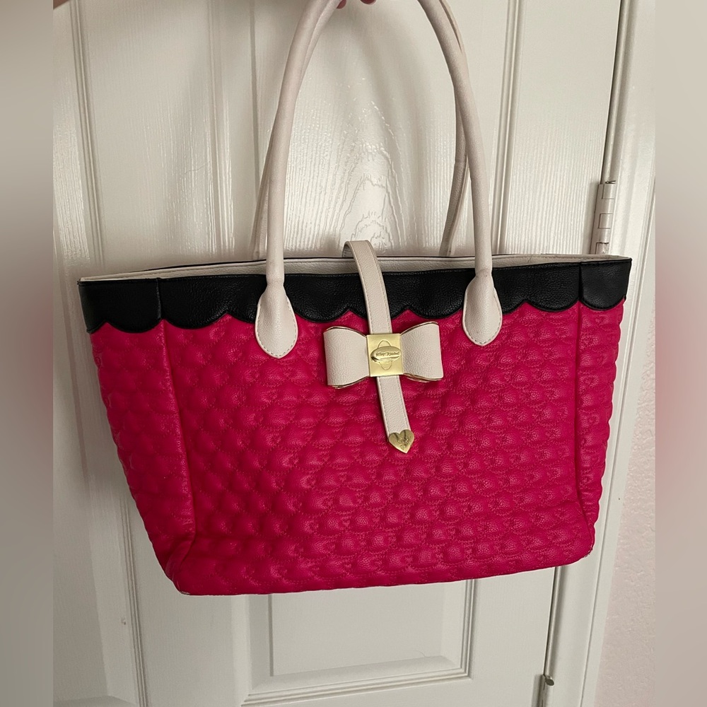 Betsey Johnson large hot pink black and white heart bow tote. As Is